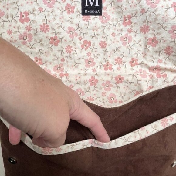 Magnolia Brown Crossbody Flap Over Shoulder Bag  Pink Floral Women’s M CUTE BOHO - Picture 11 of 13